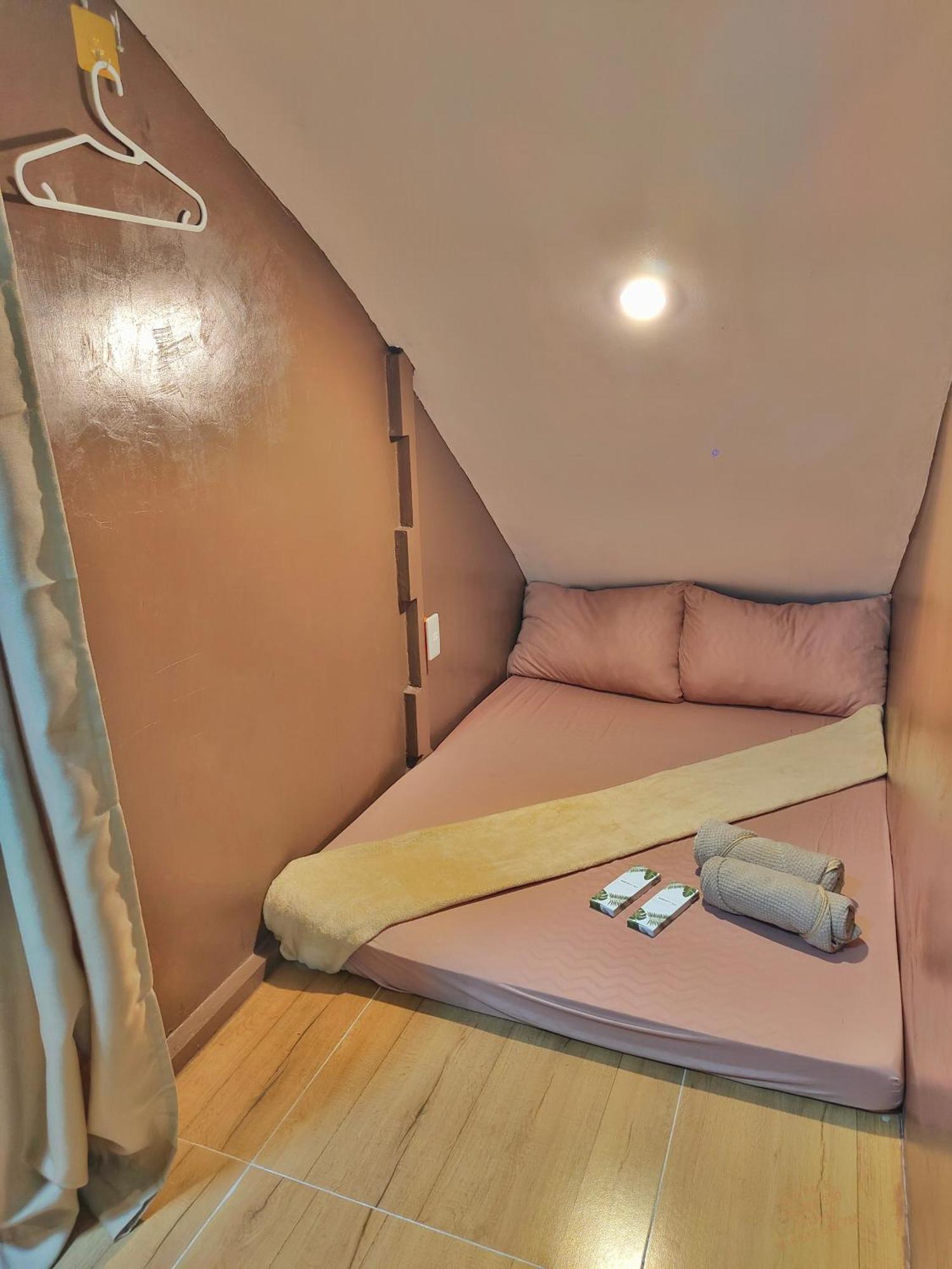 Mactan Airport Hostel At Aashvi Cozy Cabin Мактан Экстерьер фото